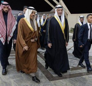 وزير الخارجية الأمير فيصل بن فرحان يصل الكويت